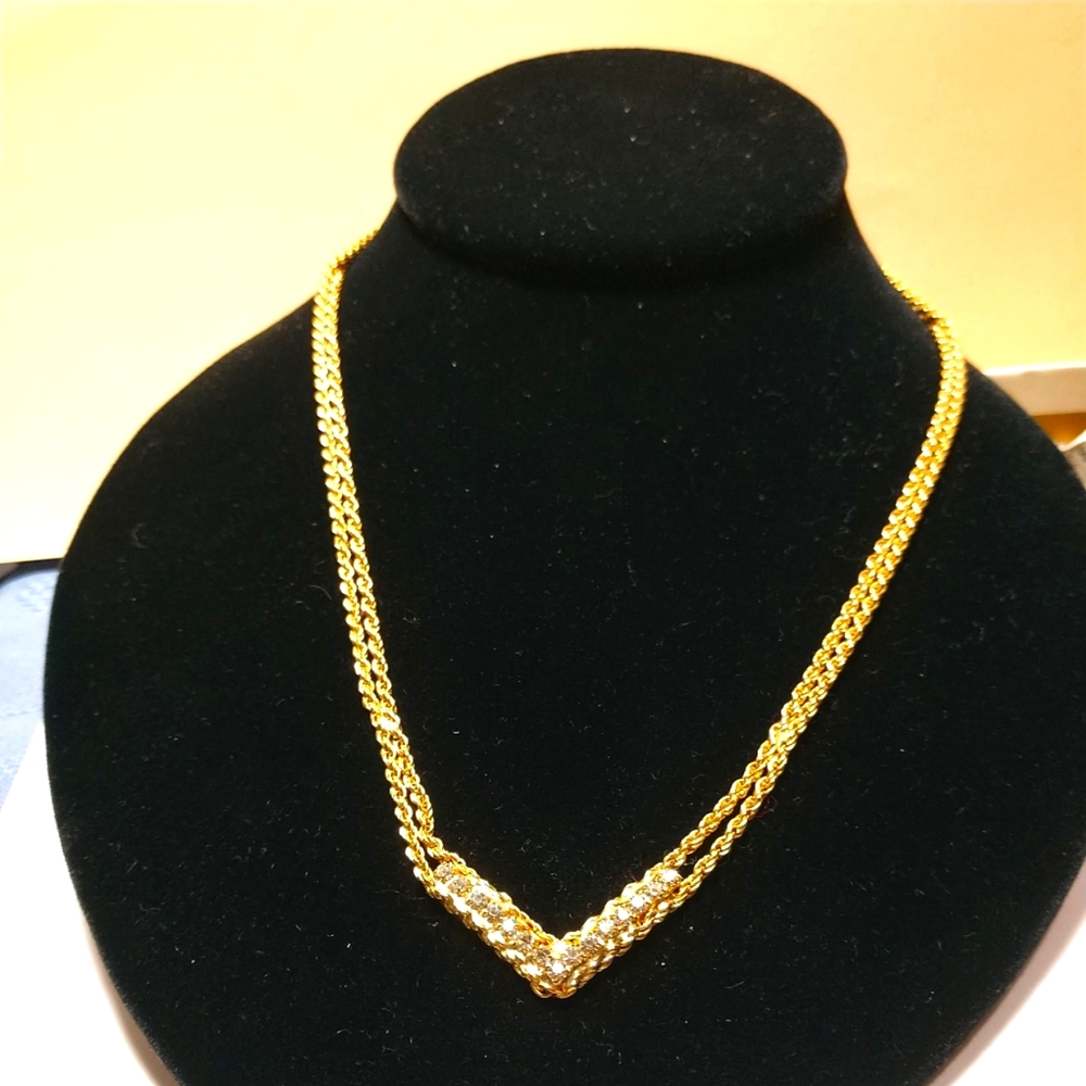 24K Gold-tone Choker Necklace Double Chain with 15  Rhinestones V Shape 16"
